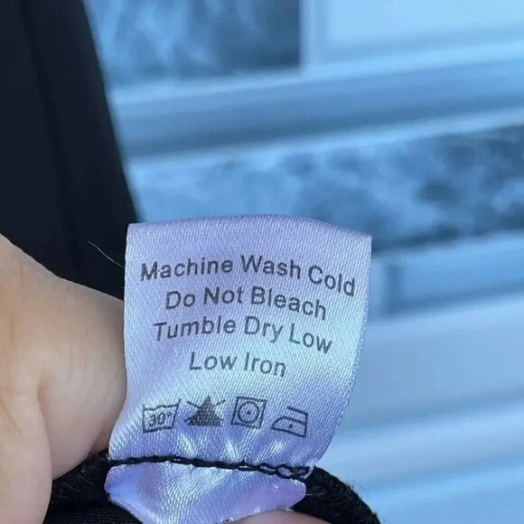 Tuckernuck ruffle swing dress size small - Picture 8 of 9